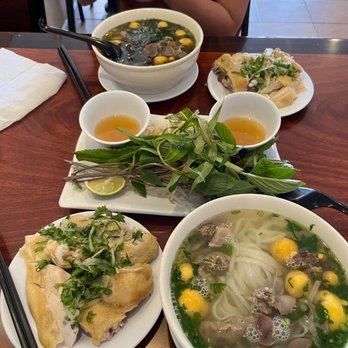 Pho Ga Hai Van - Vietnamese Near Me - Westminster, California