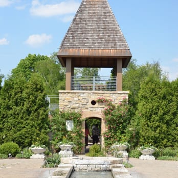 Olbrich Botanical Gardens - rose garden - Botanical Gardens Near Me - Madison, Wisconsin Olbrich Botanical Gardens - rose garden - Botanical Gardens Near Me - Madison, Wisconsin