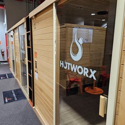 HOTWORX- St Paul, MN - Union Park