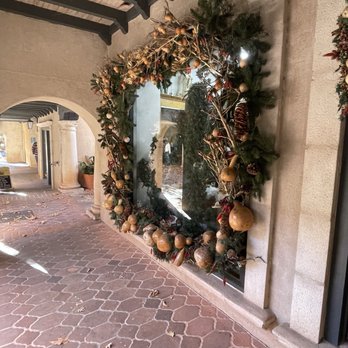 Feliz Navidad Sedona - Gift Shops Near Me - Sedona, Arizona Feliz Navidad Sedona - Gift Shops Near Me - Sedona, Arizona