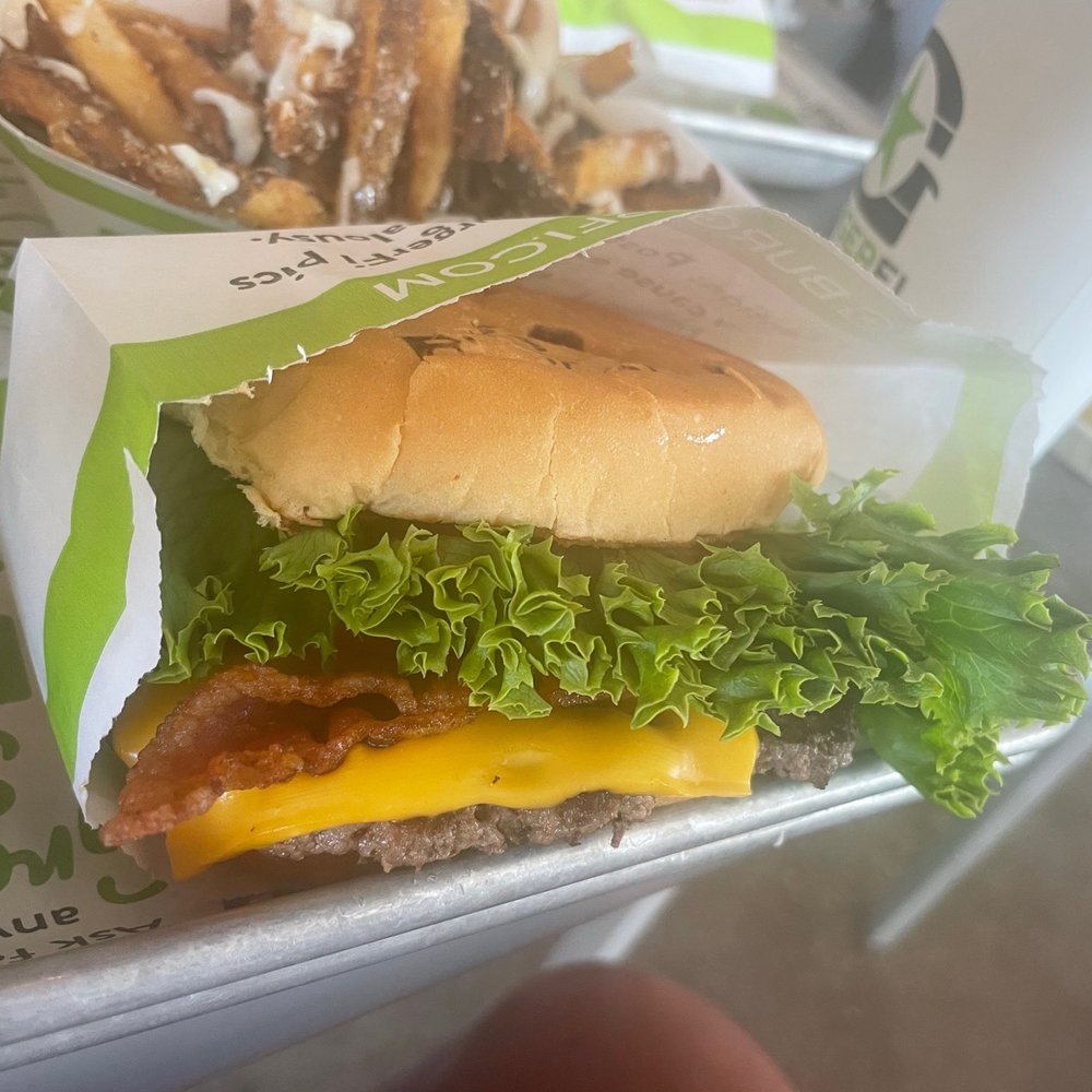 BurgerFi - burger - Burgers Near Me - Delray Beach, Florida BurgerFi - burger - Burgers Near Me - Delray Beach, Florida