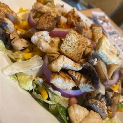 Beef 'O' Brady's - Chicken Salad