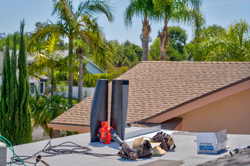 Slide of Elite Roofing