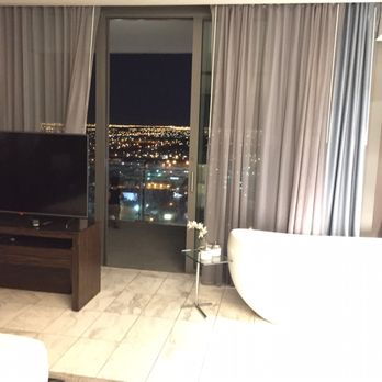 Palms Place - Jacuzzi in the bedroom - Hotels Near Me - Las Vegas, Nevada