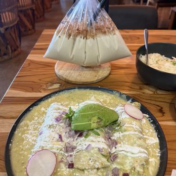 Pradera Brunch - Enchiladas suizas & Liquado de Platano - Breakfast & Brunch Near Me - Costa Mesa, California Pradera Brunch - Enchiladas suizas & Liquado de Platano - Breakfast & Brunch Near Me - Costa Mesa, California
