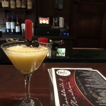 Thirsty's Cocktails & Lounge - Cocktail Bars Near Me - Reno, Nevada