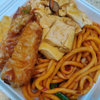 Shanghai 360 - a takeout container with noodles and tofu - Chinese Near Me - Toronto, Ontario Shanghai 360 - a takeout container with noodles and tofu - Chinese Near Me - Toronto, Ontario