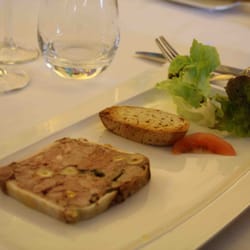 Hôtel du Balcon - Pâté de volaille recette maison