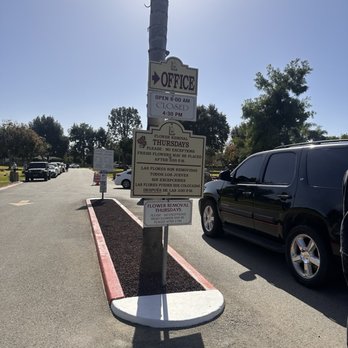 Holy Cross Cemetery - Funeral Services & Cemeteries Near Me - Pomona, California Holy Cross Cemetery - Funeral Services & Cemeteries Near Me - Pomona, California