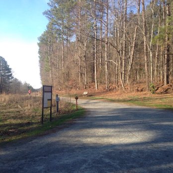 Cochran Shoals Trail - Trail head, Columns side - Parks Near Me - Atlanta, Georgia Cochran Shoals Trail - Trail head, Columns side - Parks Near Me - Atlanta, Georgia