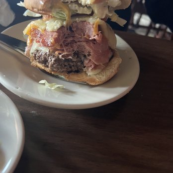 Zip's Cafe - Train wreck - Pubs Near Me - Cincinnati, Ohio
