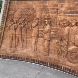 Schaumburg Police Department - Even more wall