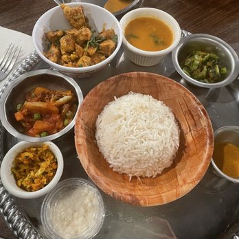 Subba Asian Restaurant - Chicken Thali - Indian Near Me - Pittsburgh, Pennsylvania