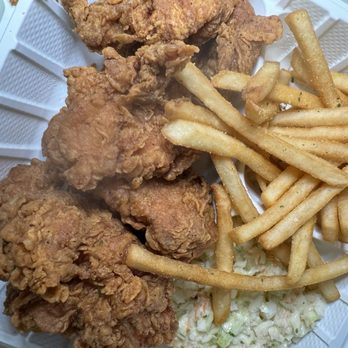 Rokstar Chicken Williamsburg - Chicken Shop Near Me - Brooklyn, New York