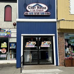 Chat House & Ice Cream