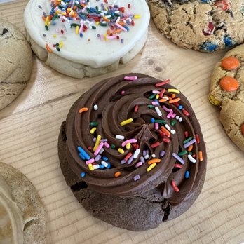 Cookie Co.- Overland Park - Bakeries Near Me - Overland Park, Kansas