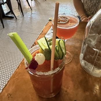 Hillside Farmacy - New American Near Me - Austin, Texas
