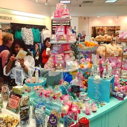 Pin-Up Spa and Boutique - Biloxi store creeped its way into our uploads..