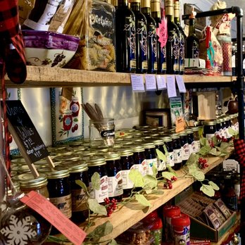 JK Lanier’s General Store - Local made olive oils, balsamic vinegars, jams & jelly, fudge & peanut brittle. - Gift Shops Near Me - Pigeon Forge, Tennessee