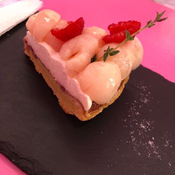 Malu - Lychee Tart - Desserts Near Me - Honolulu, Hawaii