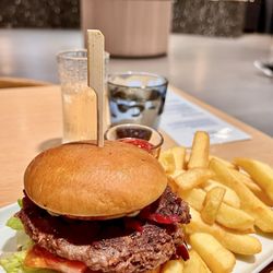 Finnair Premium Lounge