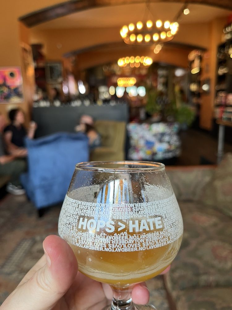 The Barrel House Logo