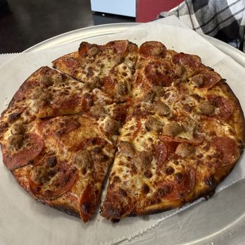 Curry Pizza - Honey Curry Pizza - Indian Near Me - Rexburg, Idaho