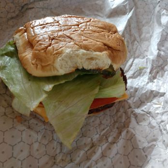 Hat Creek Burger Company - Cheeseburger - Burgers Near Me - Richardson, Texas Hat Creek Burger Company - Cheeseburger - Burgers Near Me - Richardson, Texas