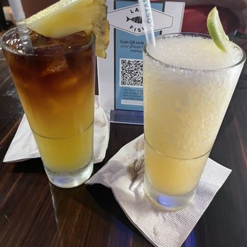 Lazy Fish - Mai Tai and frozen Peach Daiquiri - Lounges Near Me - Honolulu, Hawaii