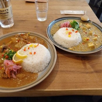 spice スエヒロ - Pork Curry on the left, vegetarian bean Curry on the right. - 姬路市, 28