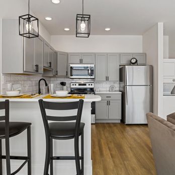 JSM Living - The Summit at 507 E Green - Apartments Near Me - Champaign, Illinois