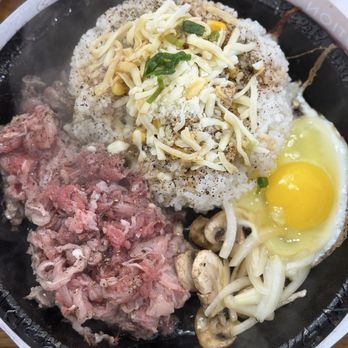 Pepper Lunch - Jumbo Beef pepper rice with add-ons of egg, mushrooms , onions, mozzarella cheese. - Teppanyaki Near Me - Honolulu, Hawaii Pepper Lunch - Jumbo Beef pepper rice with add-ons of egg, mushrooms , onions, mozzarella cheese. - Teppanyaki Near Me - Honolulu, Hawaii