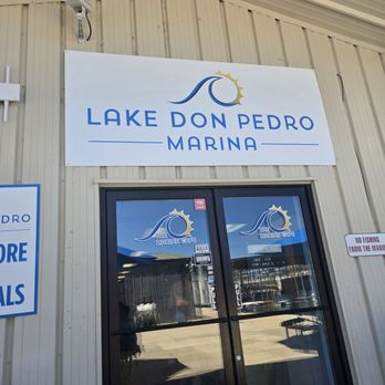 Don Pedro Lake - Lake Don Pedro Marina Cafe - Lakes Near Me - La Grange, California Don Pedro Lake - Lake Don Pedro Marina Cafe - Lakes Near Me - La Grange, California