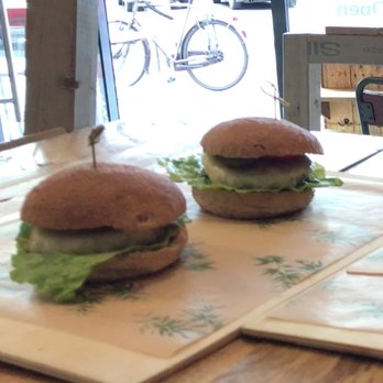 Grizzl - Blah burgers - Burgers Near Me - Amsterdam, New Hampshire