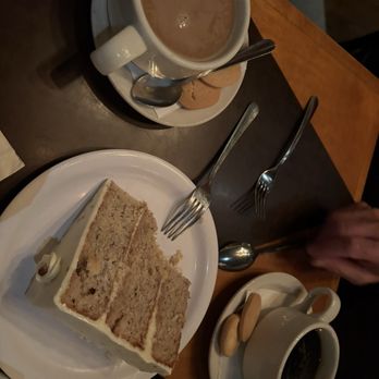 Empire Cafe - Hummingbird cake and coffee - Breakfast & Brunch Near Me - Houston, Texas Empire Cafe - Hummingbird cake and coffee - Breakfast & Brunch Near Me - Houston, Texas