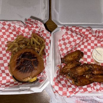 Mannys - Burger with Fries Cajun Wings - Beer Bar Near Me - Augusta, Georgia