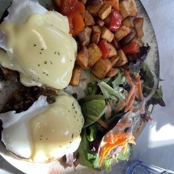 Sisters & Co - Bulgogi Egg Benedict - Breakfast & Brunch Near Me - Markham, Ontario Sisters & Co - Bulgogi Egg Benedict - Breakfast & Brunch Near Me - Markham, Ontario
