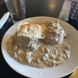 Biscuits & Gravy with egg Biscuits & Gravy with egg