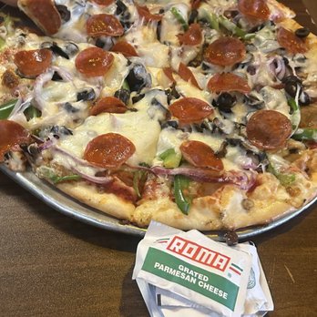 Cataldo's Pizzeria - Medium Manhattan Pizza - Pizza Near Me - Bakersfield, California