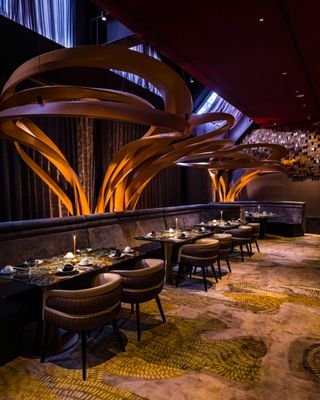 Lai Wah Heen by null