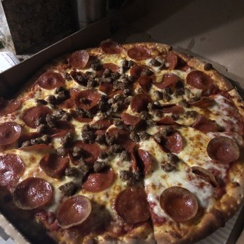 Dalia's Pizza - Pizza Near Me - Corona, California