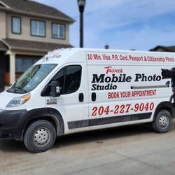 Tasveer Studio - MOBILE PHOTO STUDIO