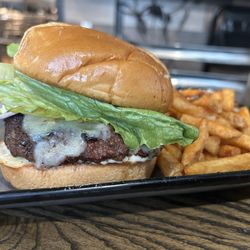 Wingers Restaurant & Alehouse