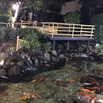 Pagoda Floating Restaurant - Hawaiian Near Me - Honolulu, Hawaii