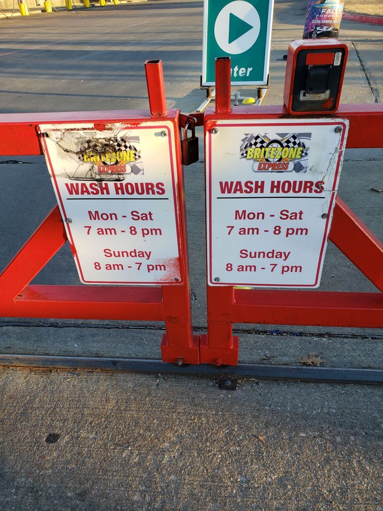 Jerry's Express Car Wash, Arlington Roadtrippers