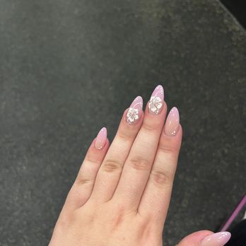 Crystal's Nails & Spa - Nails - Nail Salons Near Me - Lakeside, California