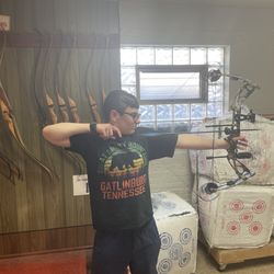 Archery Custom Shop