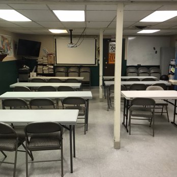 Acme Driving School - Classroom - Driving Schools Near Me - Tacoma, Washington Acme Driving School - Classroom - Driving Schools Near Me - Tacoma, Washington