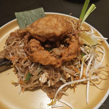 Isaan Der - Thai Kitchen & Bar - Thai Near Me - Toronto, Ontario Isaan Der - Thai Kitchen & Bar - Thai Near Me - Toronto, Ontario