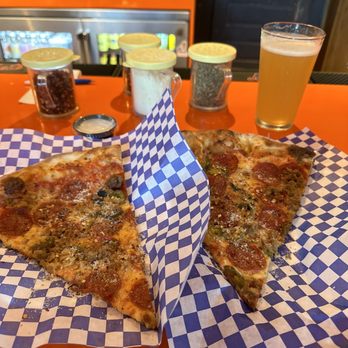 Favorite Pizza - Pizza Near Me - Austin, Texas Favorite Pizza - Pizza Near Me - Austin, Texas